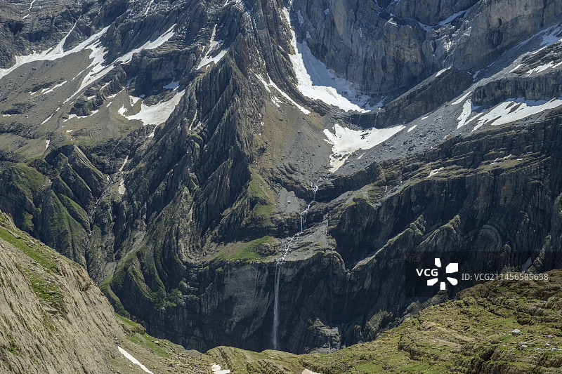 法国比利牛斯山脉加瓦尔尼冰斗图片素材