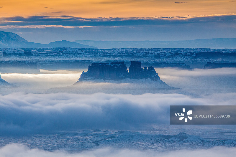 美国犹他州北角和橙色悬崖图片素材