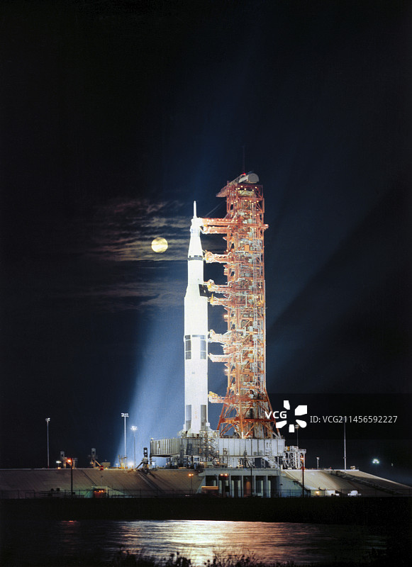 阿波罗17号发射前准备图片素材