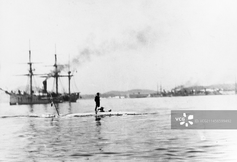 Gymnote潜艇图片素材