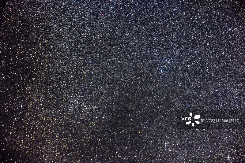 蛇夫座双星团图片素材