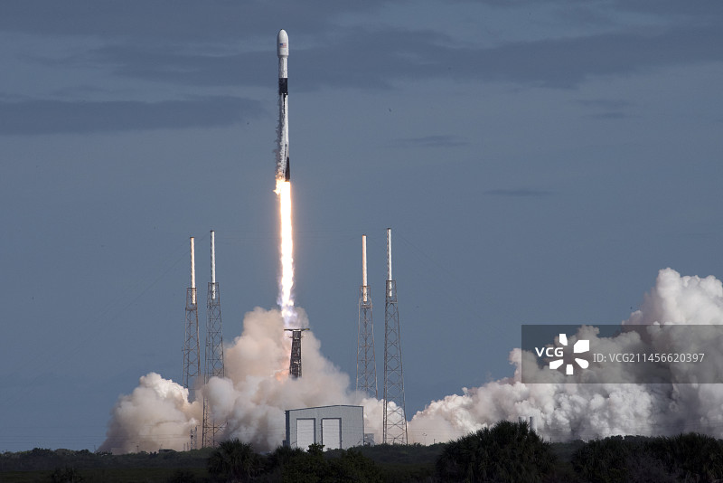 猎鹰9号星链发射图片素材