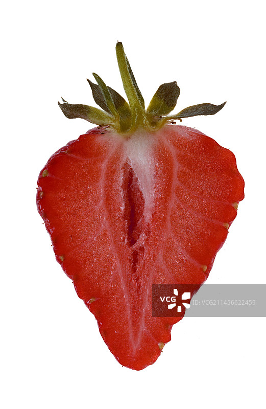 半个草莓图片素材