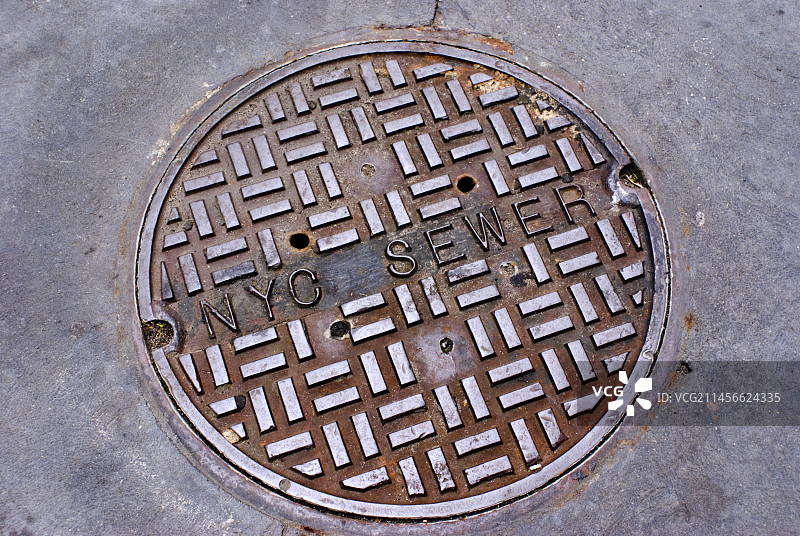 纽约下水道井盖图片素材