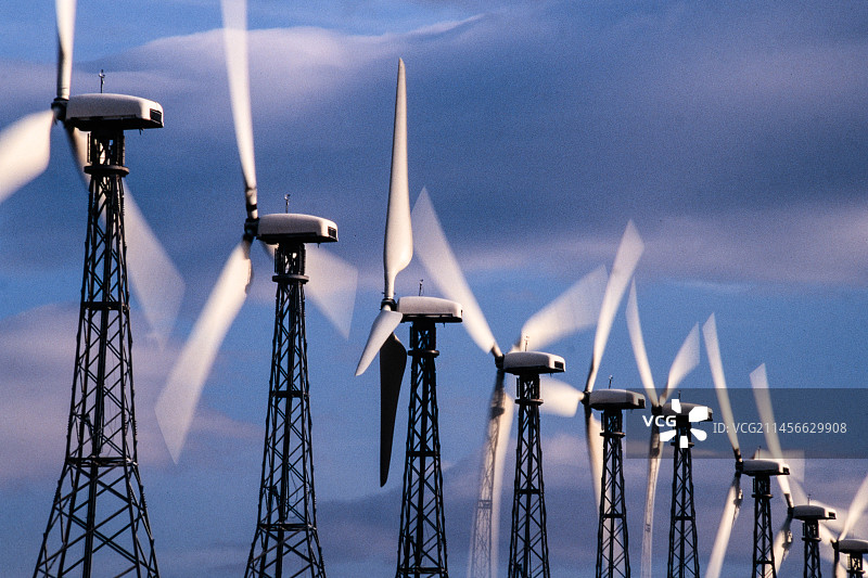 风力涡轮机图片素材
