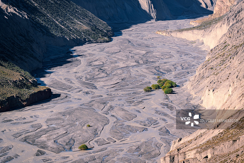 中国新疆安集海大峡谷风光图片素材