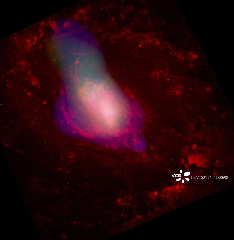 活跃星系NGC 1068，合成图像图片素材