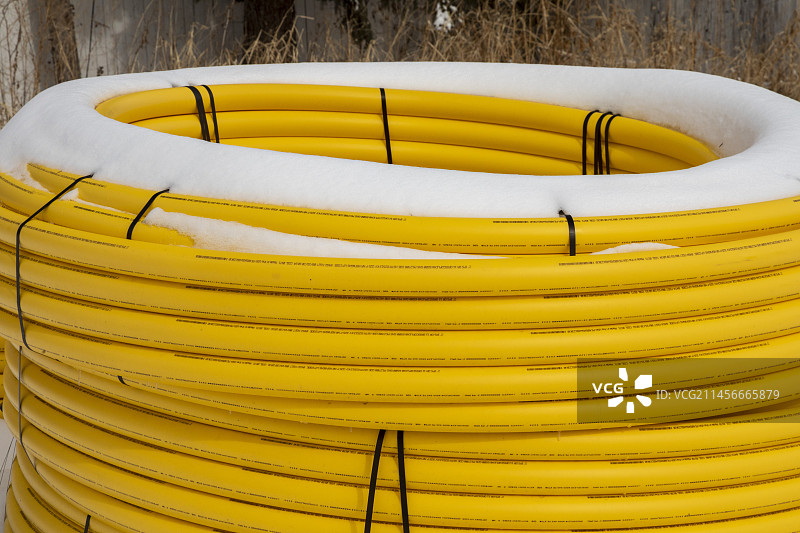 黄色塑料管材图片素材