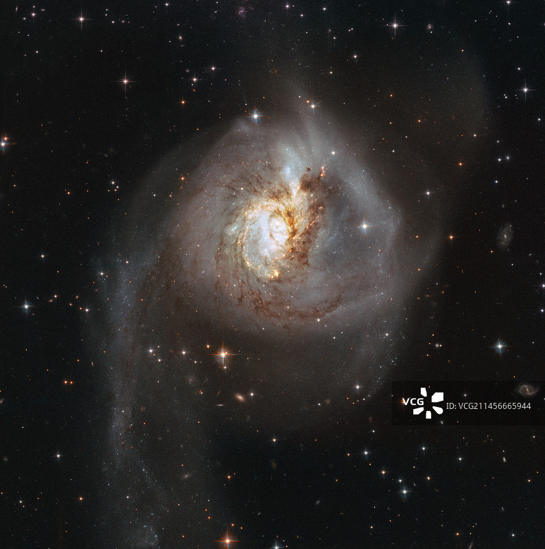 NGC 3256奇特星系，哈勃望远镜影像图片素材