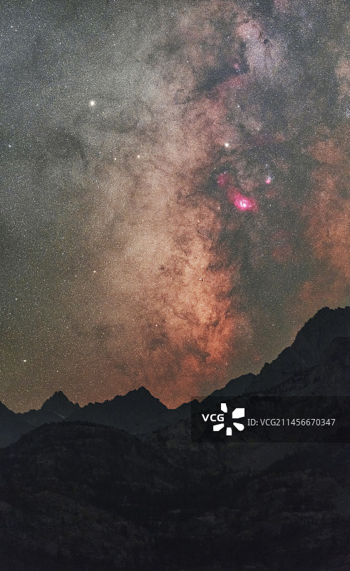 银河与泻湖星云图片素材