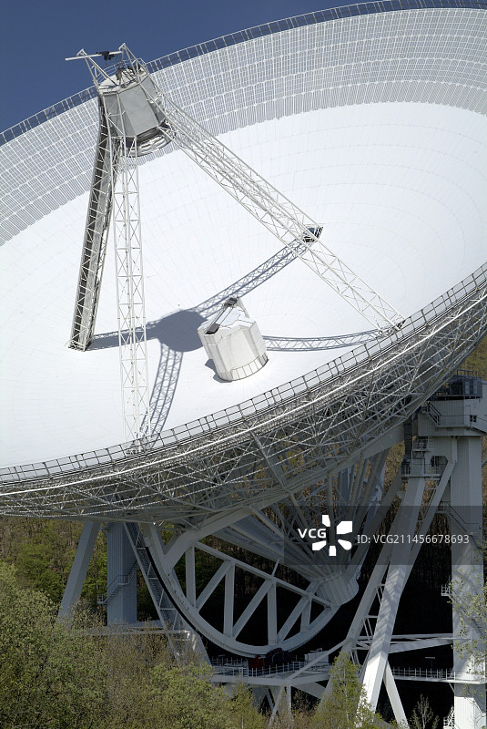 德国埃费尔斯贝格射电望远镜图片素材