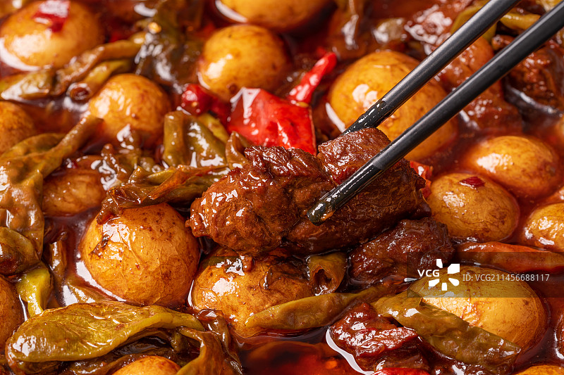 东北特色小菜牛肉酱烧小土豆图片素材