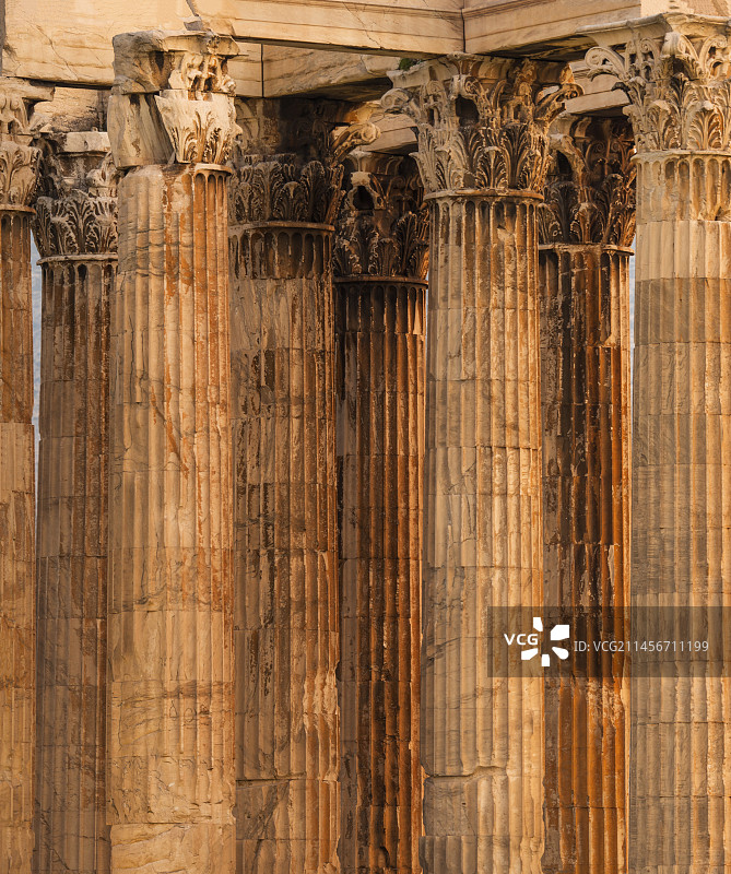 奥林匹亚宙斯神庙的柱子图片素材