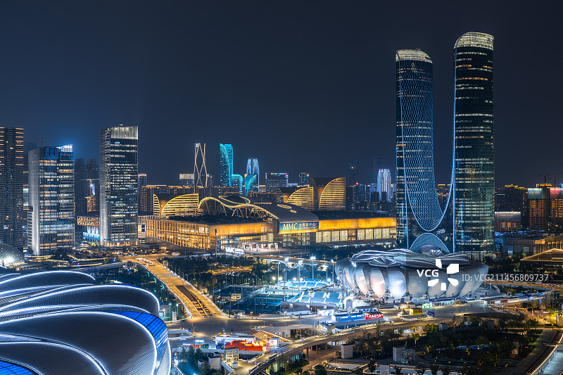 杭州奥体中心网球中心、杭州之门和杭州国际博览中心夜景风光图片素材