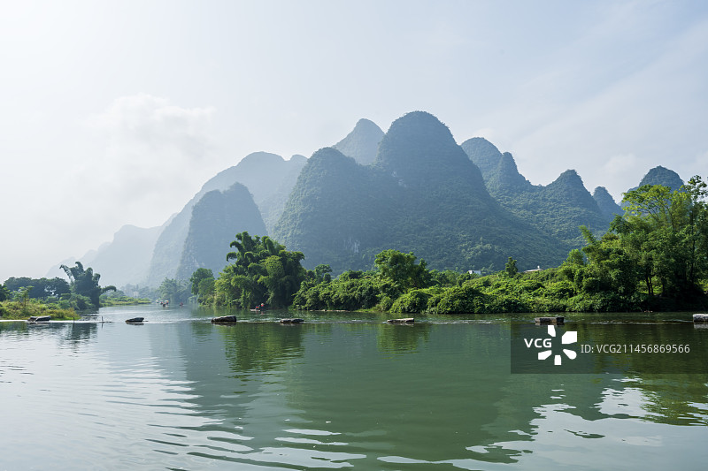 桂林阳朔漓江遇龙河白昼风光图片素材
