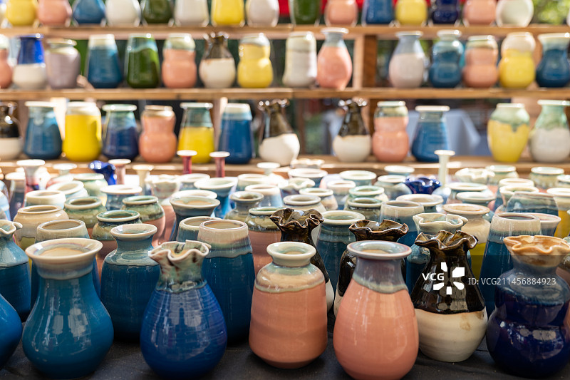 江西景德镇陶瓷工厂工艺品图片素材