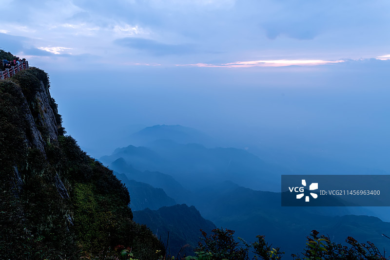 峨眉山金顶风景图片素材
