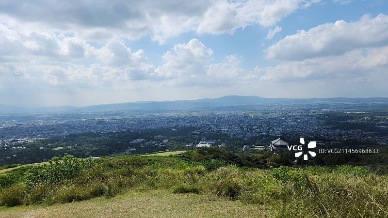 日本奈良若草山山顶俯瞰图片素材