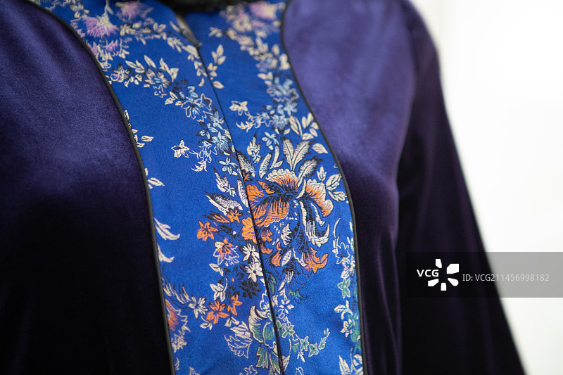 青海非物质文化遗产少数民族服饰面具花灯剪纸图片素材