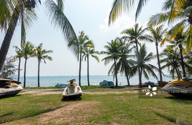 海南省三亚市西岛风光椰风长廊图片素材