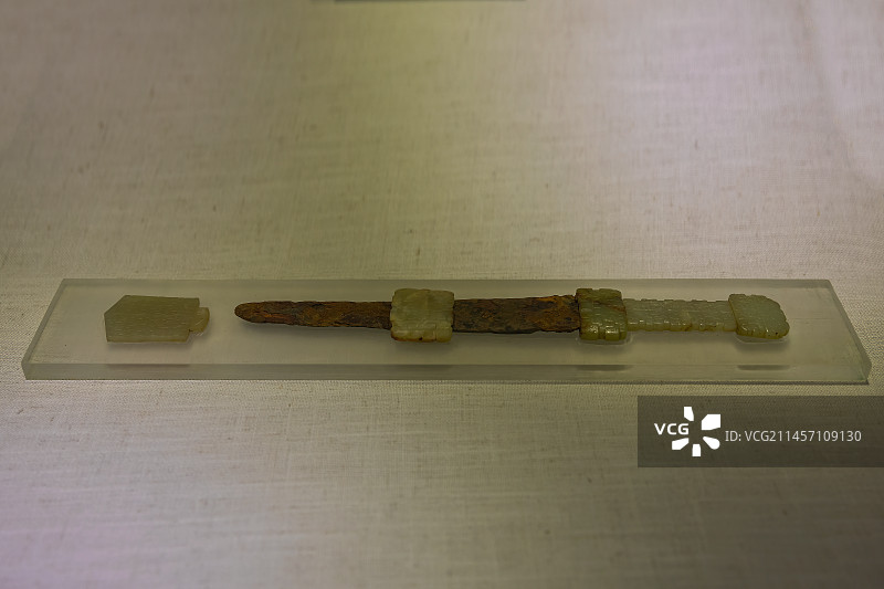 十堰博物馆-玉柄铁剑（东周 距今约2800年-2200年））图片素材