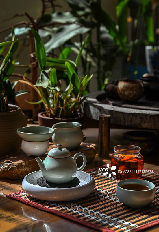 午后闲散茶时光图片素材
