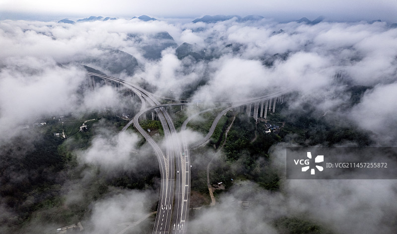 云端高速湖北恩施恩建高速公路白杨坪互通图片素材