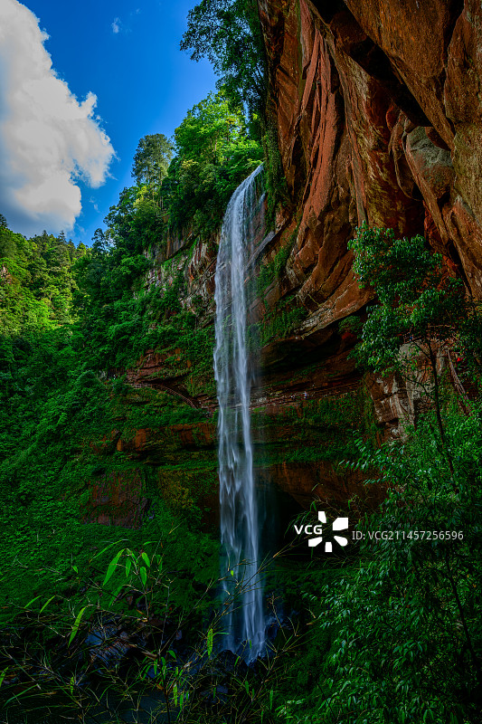 四面山水口寺瀑布图片素材