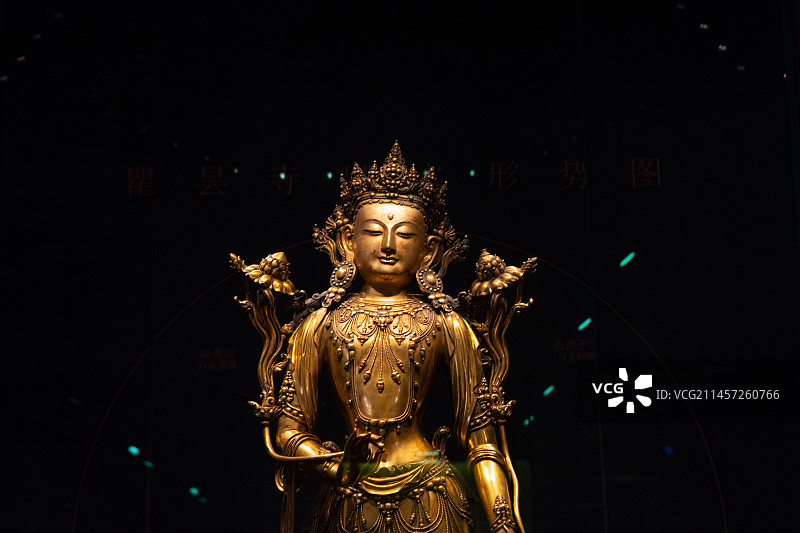 中国最大的铜铸菩萨像青海省博物馆馆藏明永乐款铜銮金观音像图片素材