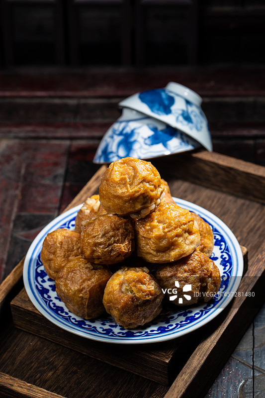 南方中式美食豆腐圆子图片素材