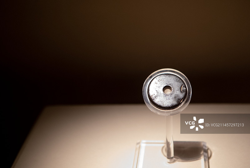 喇家遗址出土4000年前齐家文化石纺轮图片素材