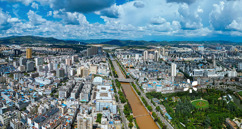 楚雄 市民广场 龙江公园 体育馆 博物馆 楚雄师范 十月太阳历文化园 彝人古镇图片素材