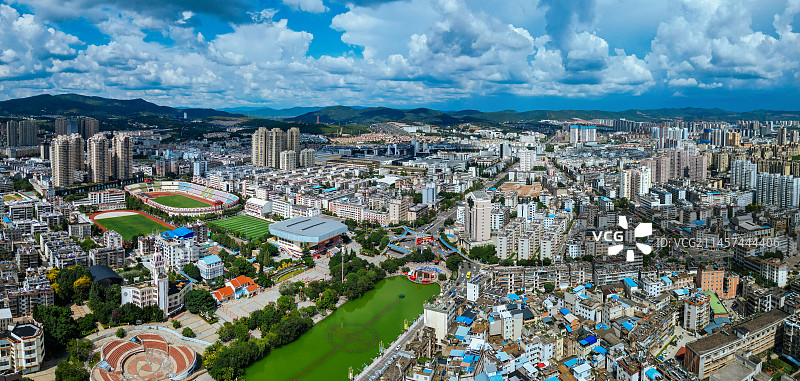 楚雄 市民广场 龙江公园 体育馆 博物馆 楚雄师范 十月太阳历文化园 彝人古镇图片素材