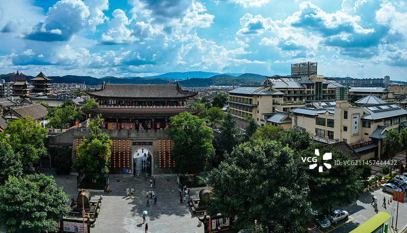 楚雄 市民广场 龙江公园 体育馆 博物馆 楚雄师范 十月太阳历文化园 彝人古镇图片素材