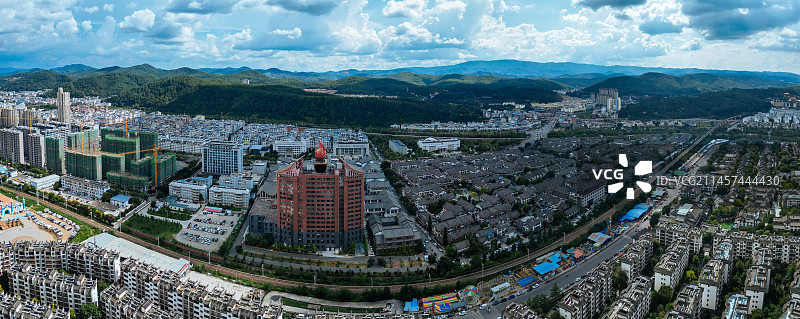 楚雄 市民广场 龙江公园 体育馆 博物馆 楚雄师范 十月太阳历文化园 彝人古镇图片素材