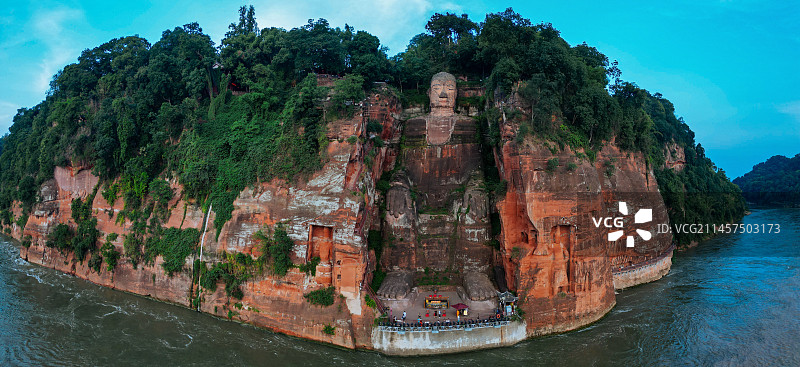 乐山 乐山大佛 灵宝塔 桂华寺 旅游广场 会江门图片素材