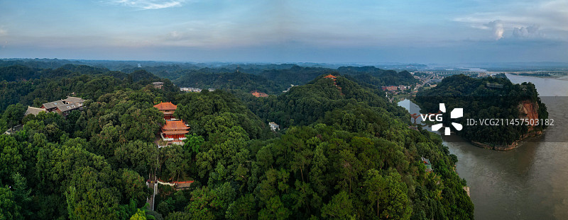 乐山 乐山大佛 灵宝塔 桂华寺 旅游广场 会江门图片素材