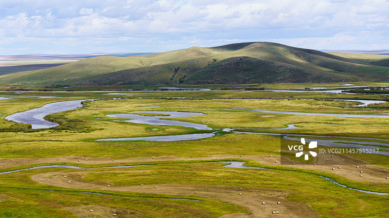 呼伦贝尔186彩带河的光和影图片素材