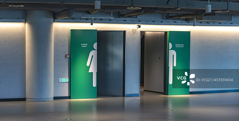 北京工人体育场男女卫生间图片素材