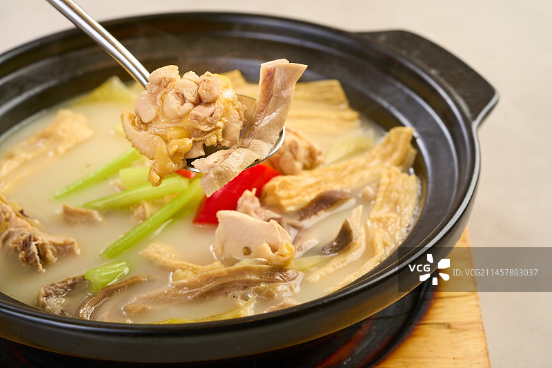 支竹猪肚煲鸡图片素材