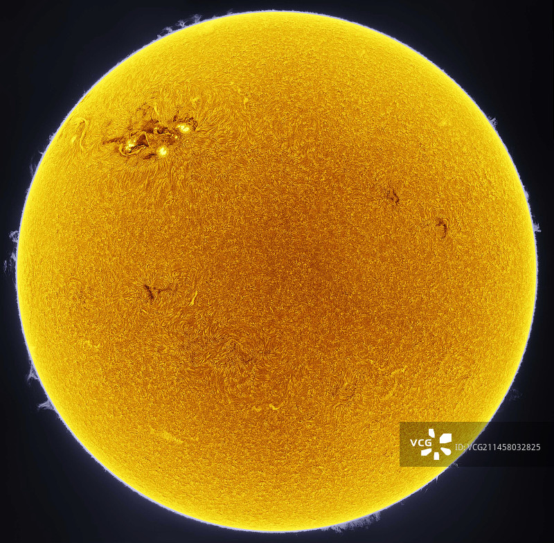 太阳黑子与日珥图片素材