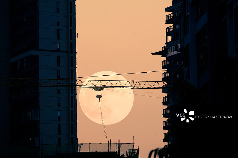 悬月图片素材
