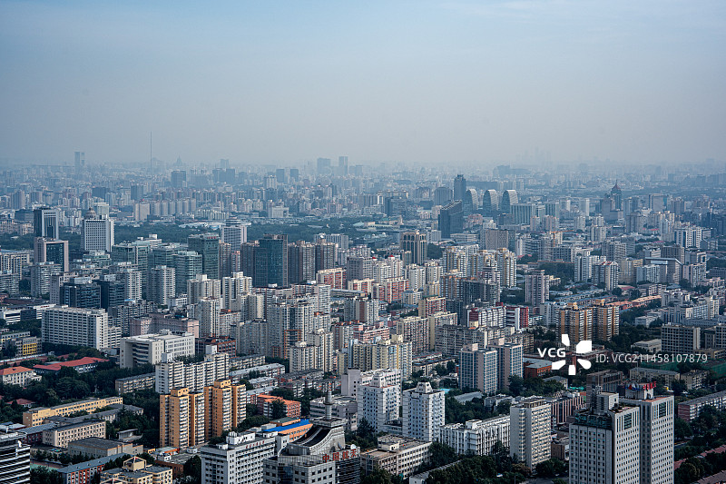 从中央电视塔观景台上俯瞰北京城市建筑风光图片素材