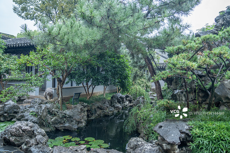 苏州木渎古镇私家园林严家花园图片素材