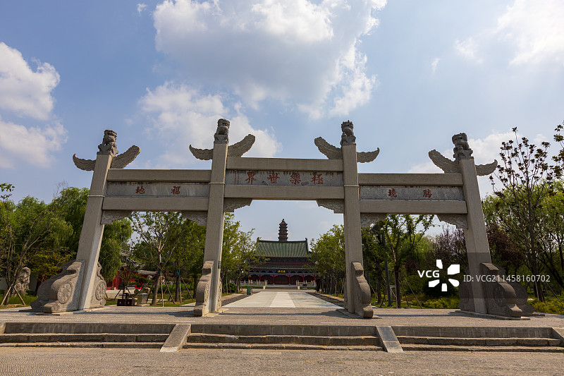 开封市铁塔公园接引殿图片素材