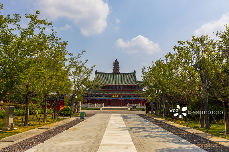 开封市铁塔公园接引殿图片素材