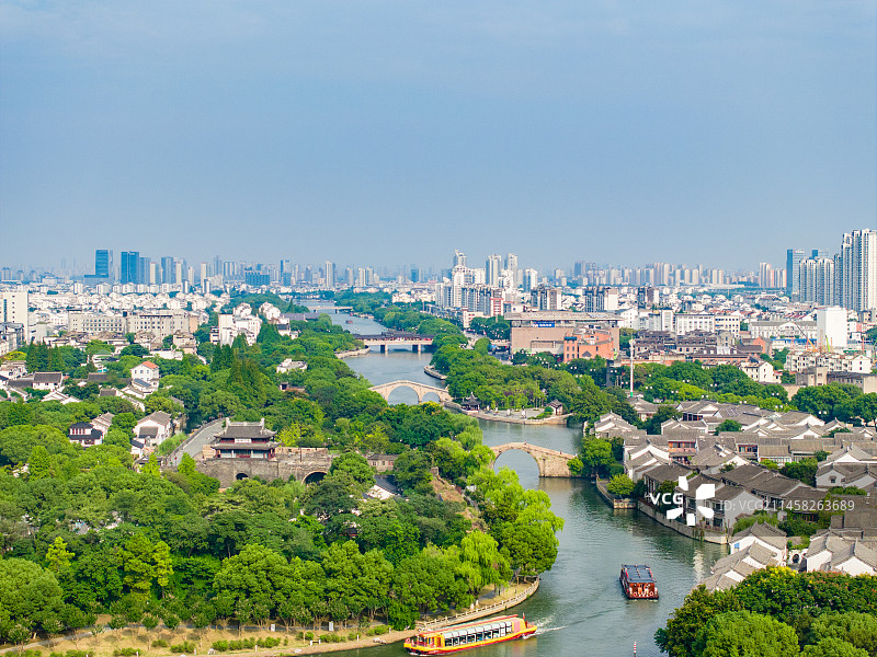 航拍苏州盘门景区中式园林建筑苏州古城图片素材