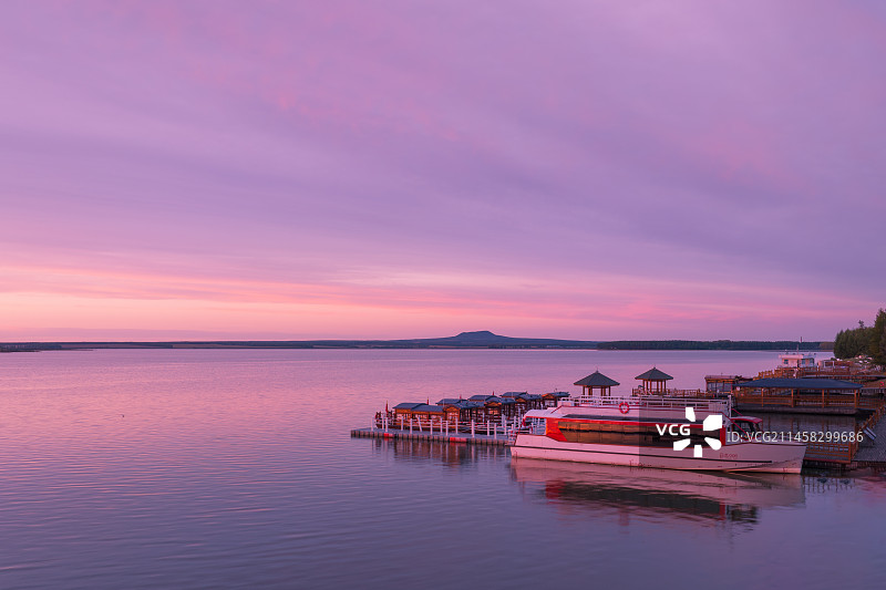 静谧的五大连池图片素材