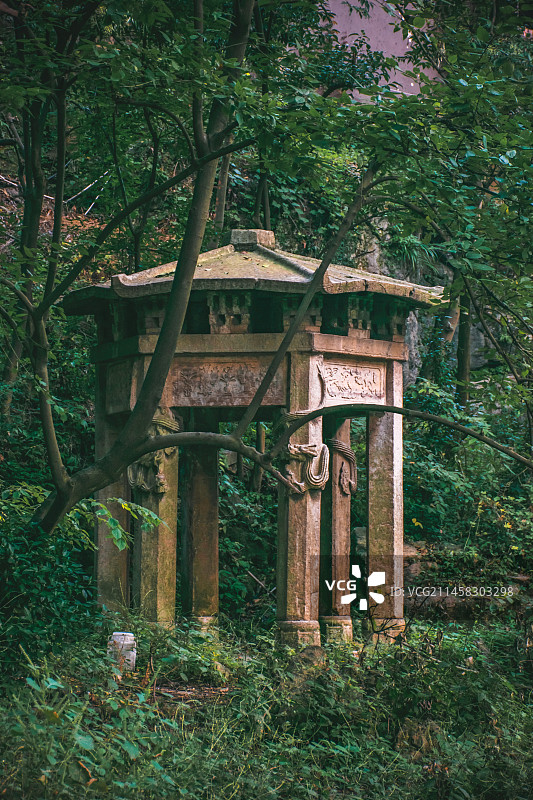 贵州贵阳云岩区丨黔灵山六角亭图片素材