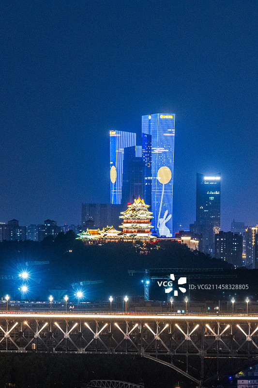 节日的南京夜色，江苏南京图片素材